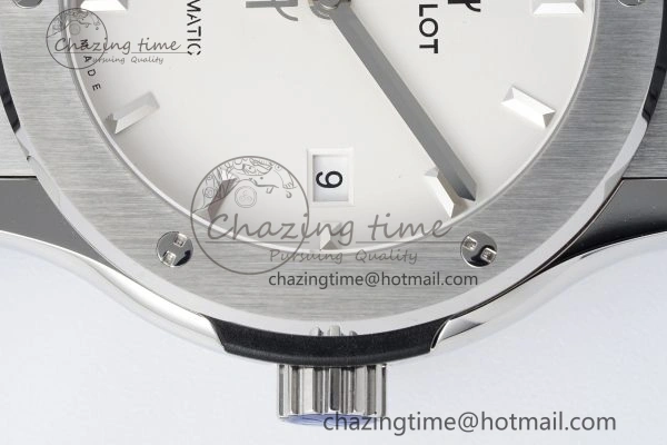 Fashionable Fusion 42mm APSF 1:1 Best Edition White Dial on Black Gummy Strap A 6744