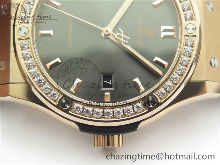 Fusion 42mm RG Paved Diamonds Bezel B50F Gray Dial On Gummy Strap A TravelReady 6780