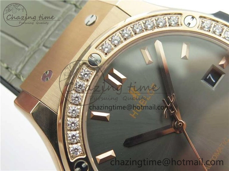 Fusion 42mm RG Paved Diamonds Bezel B50F Gray Dial On Gummy Strap A TravelReady 6780