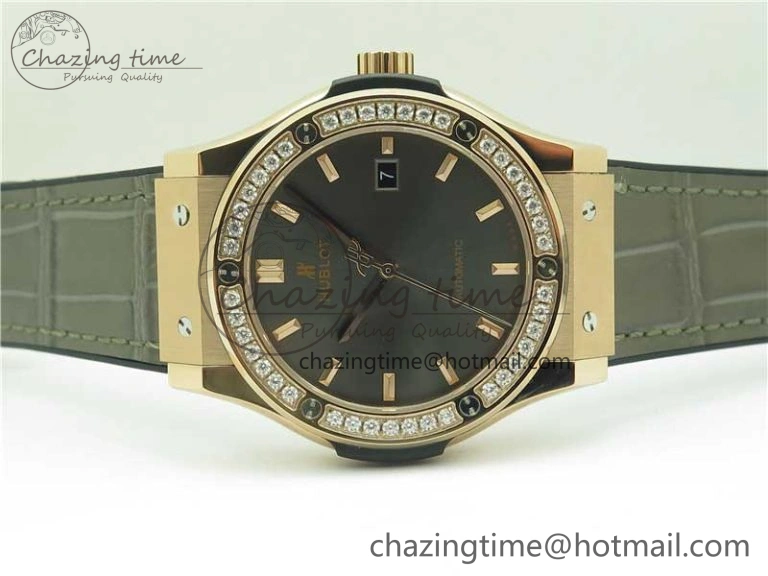 Fusion 42mm RG Paved Diamonds Bezel B50F Gray Dial On Gummy Strap A TravelReady 6780