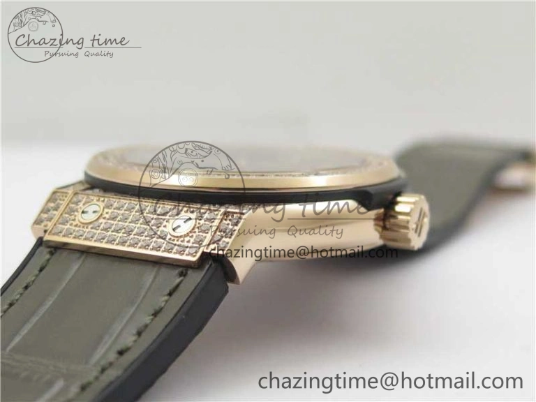 Practical Fusion 42mm RG Paved Diamonds Case Bezel B50F Gray Dial On Gummy Strap A 6777
