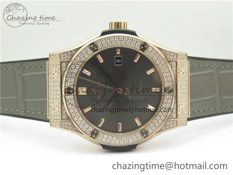 Practical Fusion 42mm RG Paved Diamonds Case Bezel B50F Gray Dial On Gummy Strap A 6777