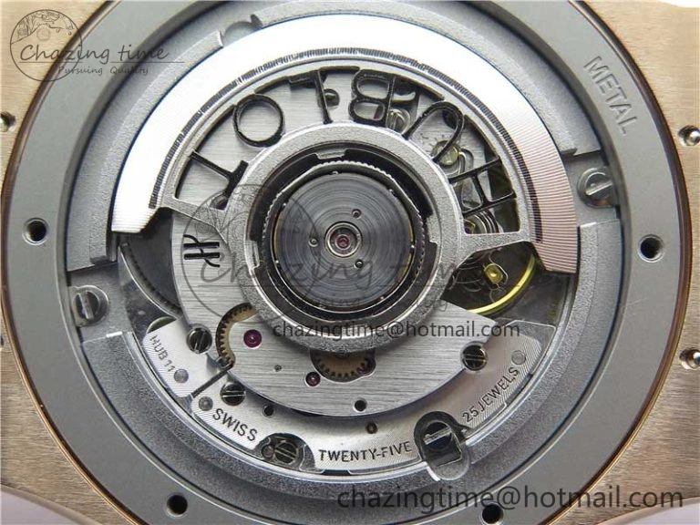 Practical Fusion 42mm RG Paved Diamonds Case Bezel B50F Gray Dial On Gummy Strap A 6777