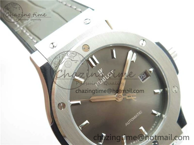 Fusion 42mm SS B50 Gray Dial On Gray Gummy Strap A QuickDry 6815
