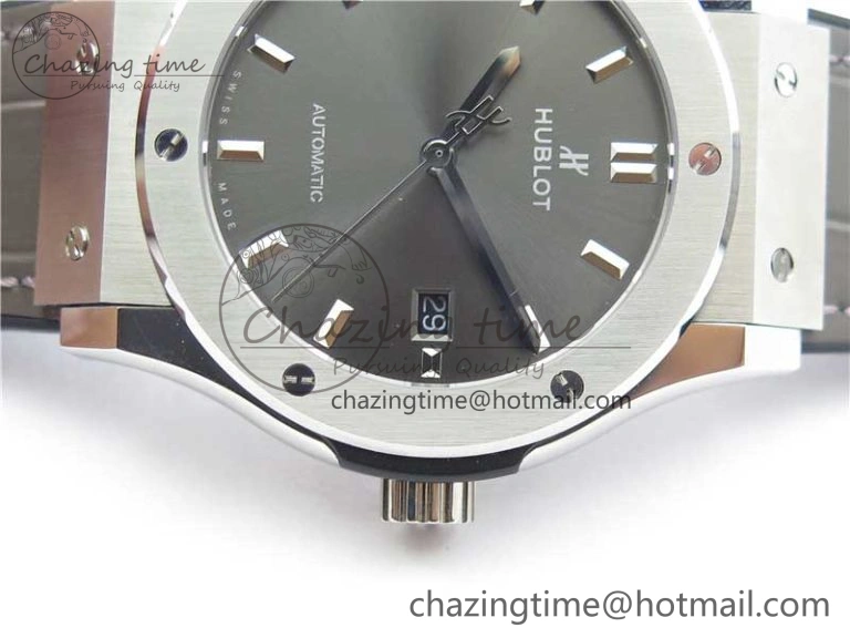 Fusion 42mm SS B50 Gray Dial On Gray Gummy Strap A QuickDry 6815