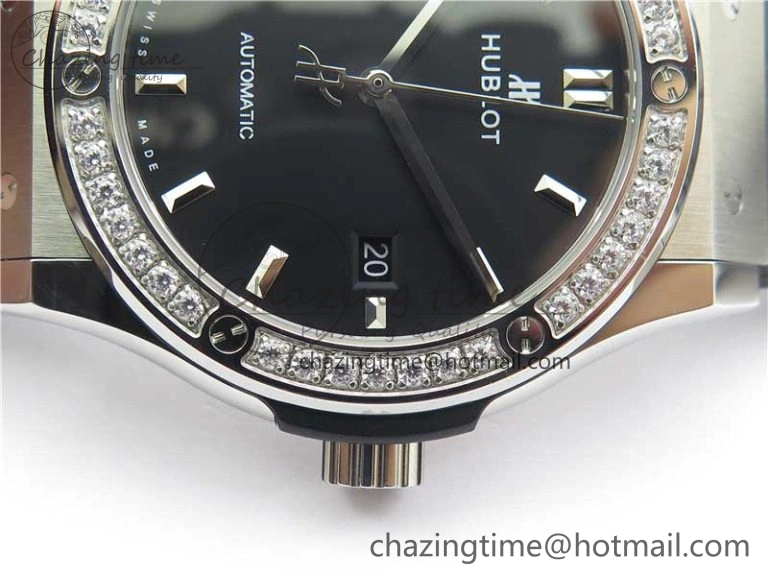 Fusion 42mm SS Paved Diamonds Bezel B50F Black Dial On Gummy Strap A GoAnywhere 6788