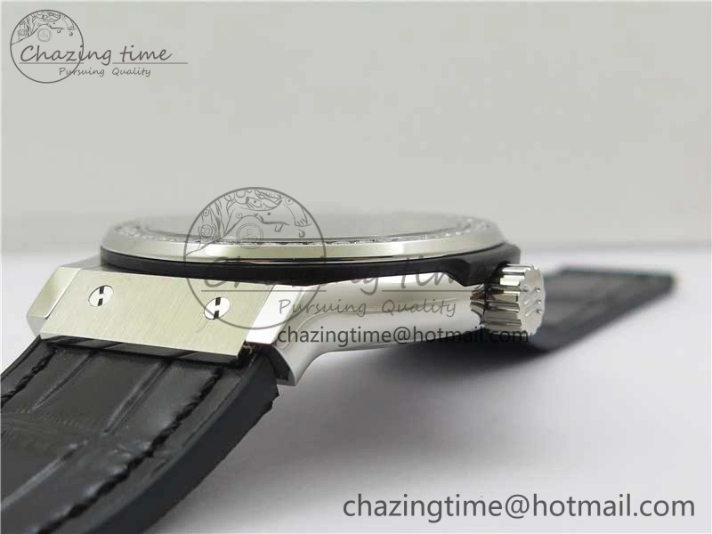 Fusion 42mm SS Paved Diamonds Bezel B50F Black Dial On Gummy Strap A GoAnywhere 6788