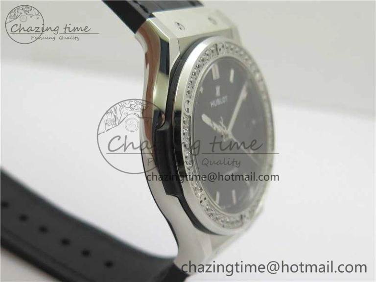 Fusion 42mm SS Paved Diamonds Bezel B50F Black Dial On Gummy Strap A GoAnywhere 6788