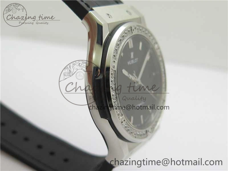 Fusion 42mm SS Paved Diamonds Bezel B50F Black Dial On Gummy Strap A GoAnywhere 6788