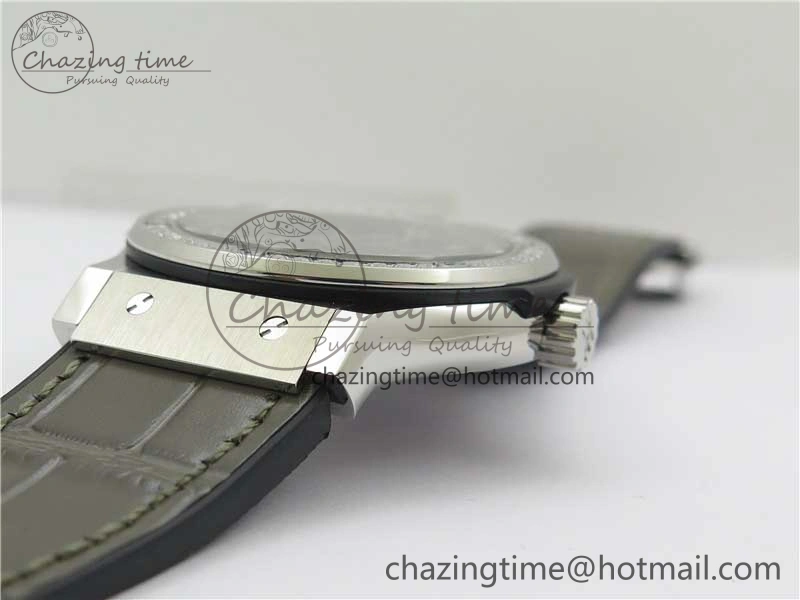 Fusion 42mm SS Paved Diamonds Bezel B50F Gray Dial On Gummy Strap A OnTrend 6789