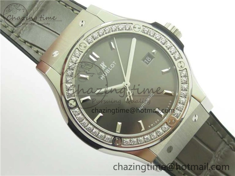 Fusion 42mm SS Paved Diamonds Bezel B50F Gray Dial On Gummy Strap A OnTrend 6789