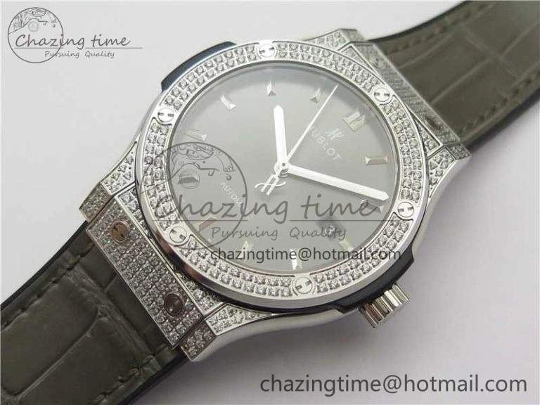 Fusion 42mm SS Paved Diamonds Case Bezel B50F Gray Dial On Gummy Strap A Stylish 6786