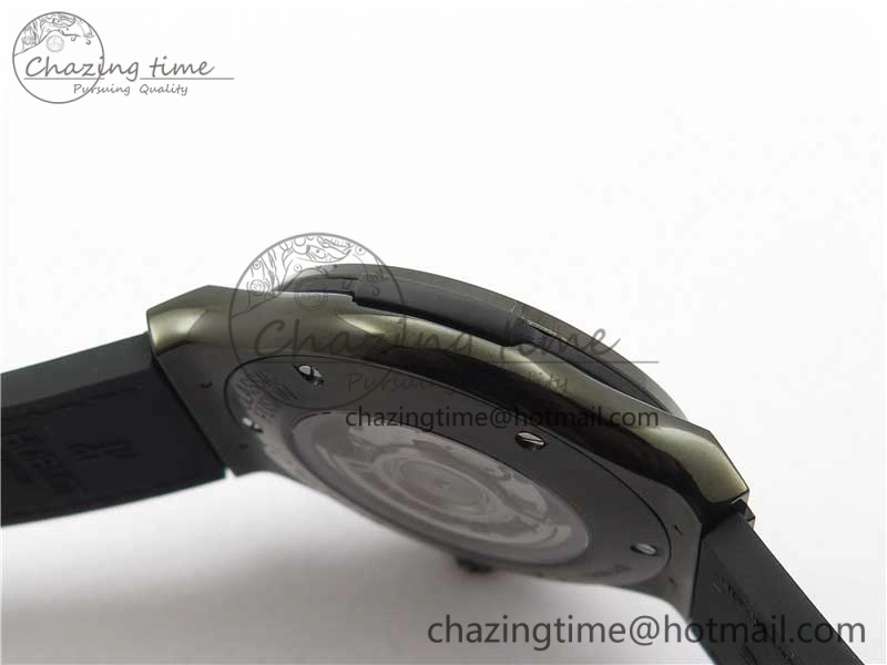 QuickDry Fusion Automatic  DLC Diamonds Case WWF Best Edition Diamonds Skull Dial on Black Gummy Strap HB 6818