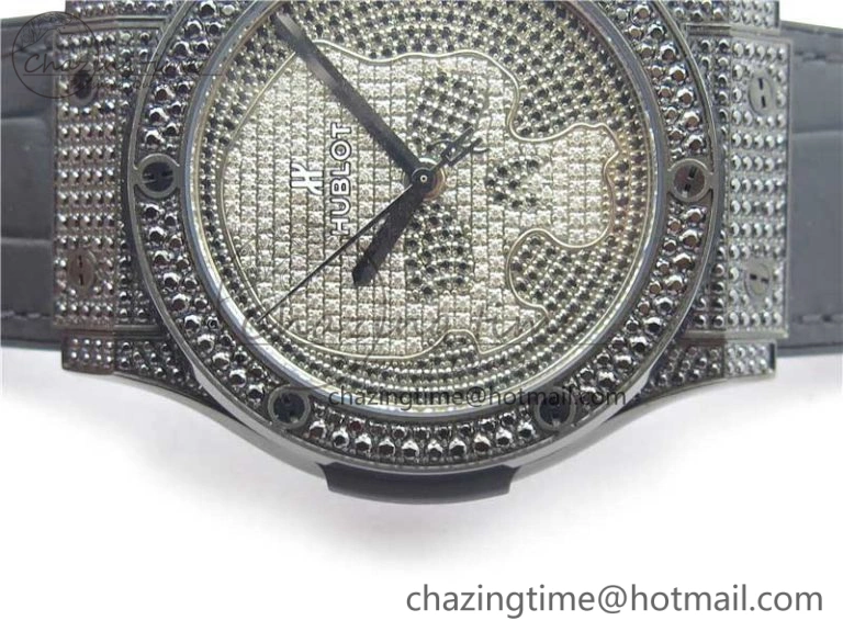 QuickDry Fusion Automatic  DLC Diamonds Case WWF Best Edition Diamonds Skull Dial on Black Gummy Strap HB 6818