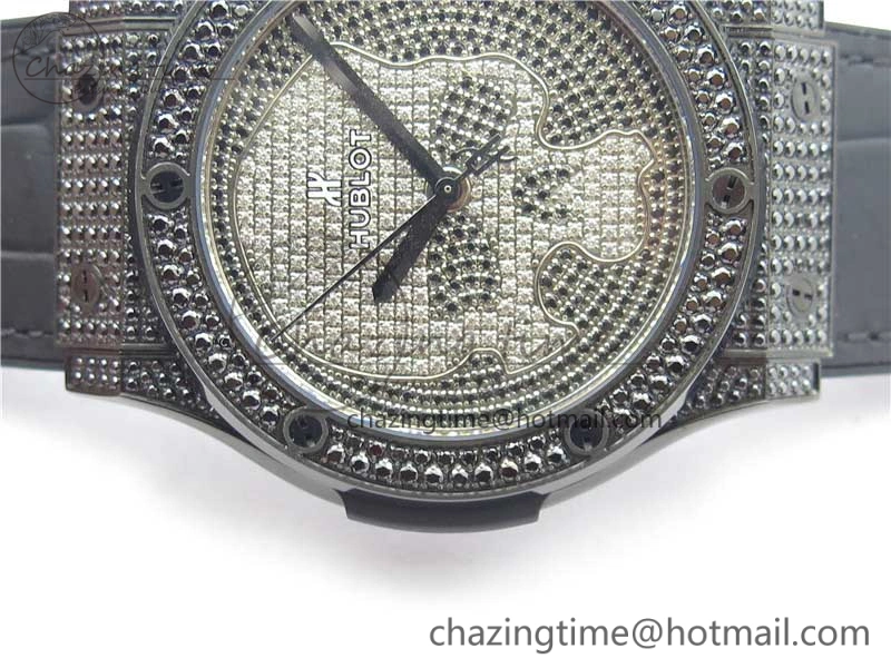 QuickDry Fusion Automatic  DLC Diamonds Case WWF Best Edition Diamonds Skull Dial on Black Gummy Strap HB 6818