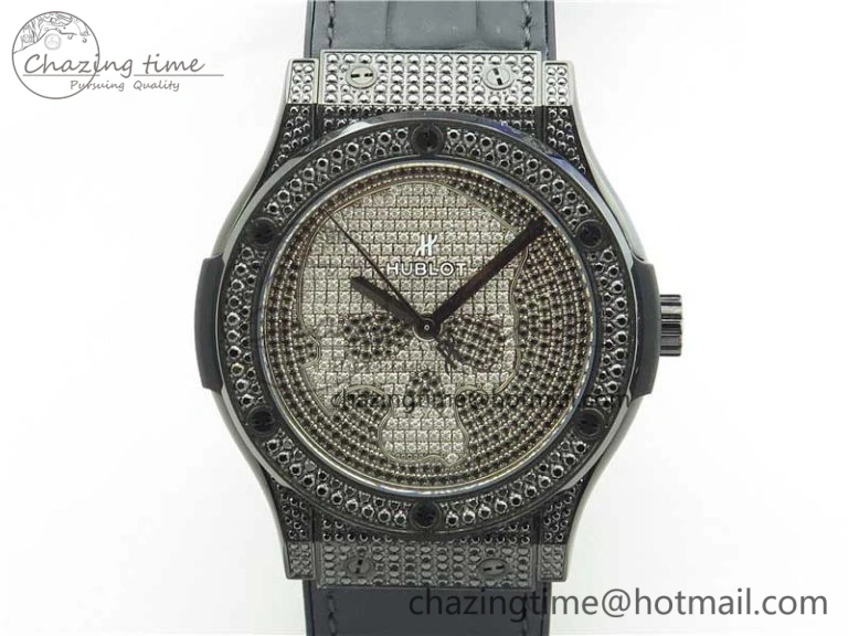 QuickDry Fusion Automatic  DLC Diamonds Case WWF Best Edition Diamonds Skull Dial on Black Gummy Strap HB 6818