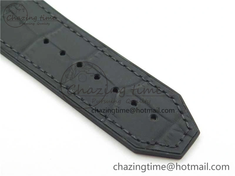 Refined Fusion Automatic  RG Diamonds Case WWF Best Edition Diamonds Paved Dial on Black Gummy Strap HB 6822