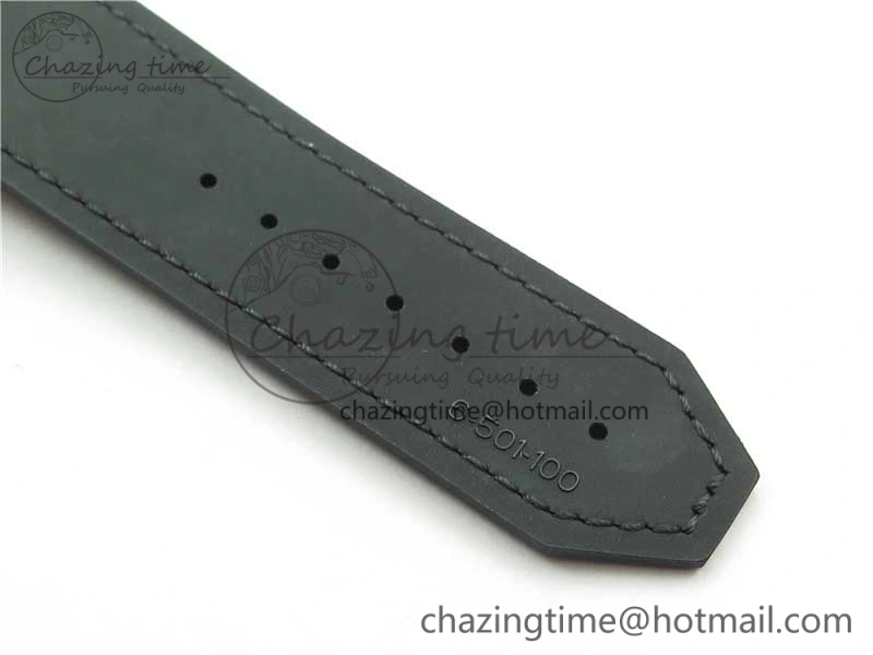 Refined Fusion Automatic  RG Diamonds Case WWF Best Edition Diamonds Paved Dial on Black Gummy Strap HB 6822