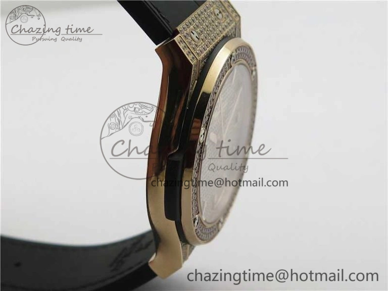 Refined Fusion Automatic  RG Diamonds Case WWF Best Edition Diamonds Paved Dial on Black Gummy Strap HB 6822