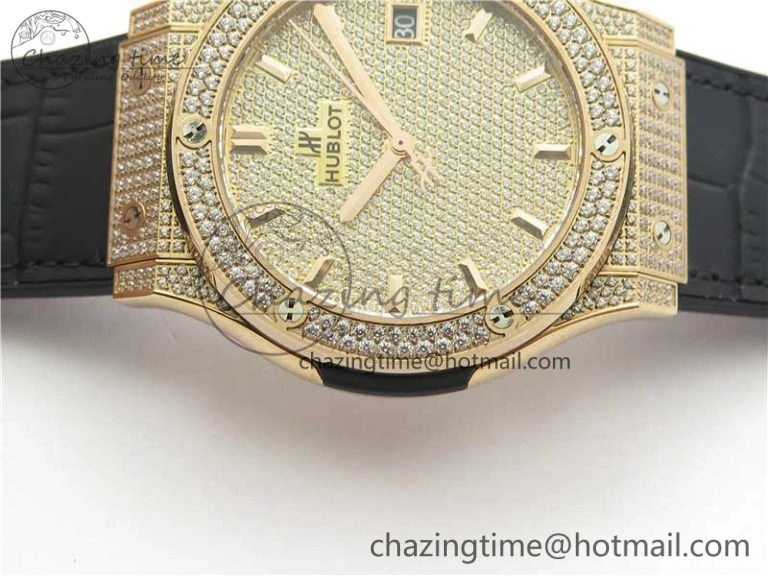 Refined Fusion Automatic  RG Diamonds Case WWF Best Edition Diamonds Paved Dial on Black Gummy Strap HB 6822