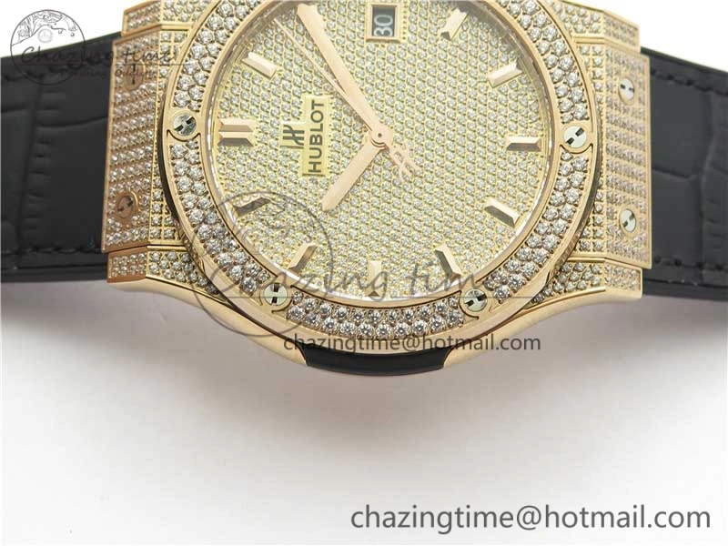 Refined Fusion Automatic  RG Diamonds Case WWF Best Edition Diamonds Paved Dial on Black Gummy Strap HB 6822