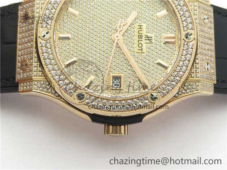 Refined Fusion Automatic  RG Diamonds Case WWF Best Edition Diamonds Paved Dial on Black Gummy Strap HB 6822