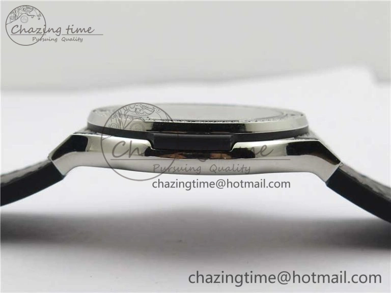 Fusion Automatic  SS Diamonds Case WWF Best Edition Diamonds Paved Dial on Black Gummy Strap HB Attractive 6821