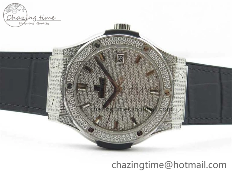 Fusion Automatic  SS Diamonds Case WWF Best Edition Diamonds Paved Dial on Black Gummy Strap HB Attractive 6821