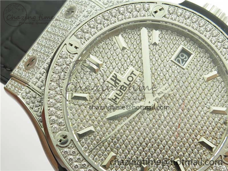 Fusion Automatic  SS Diamonds Case WWF Best Edition Diamonds Paved Dial on Black Gummy Strap HB Attractive 6821