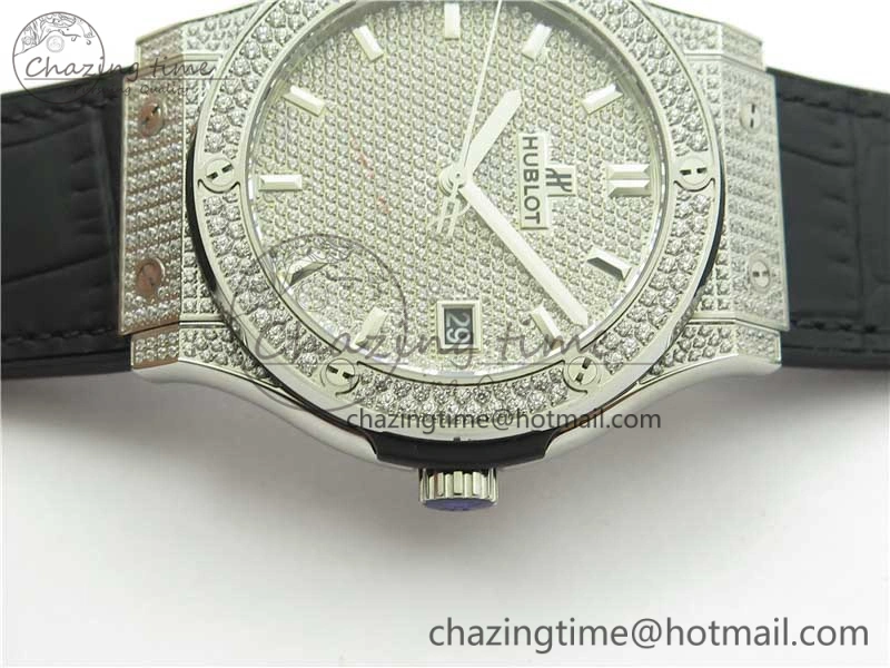 Fusion Automatic  SS Diamonds Case WWF Best Edition Diamonds Paved Dial on Black Gummy Strap HB Attractive 6821