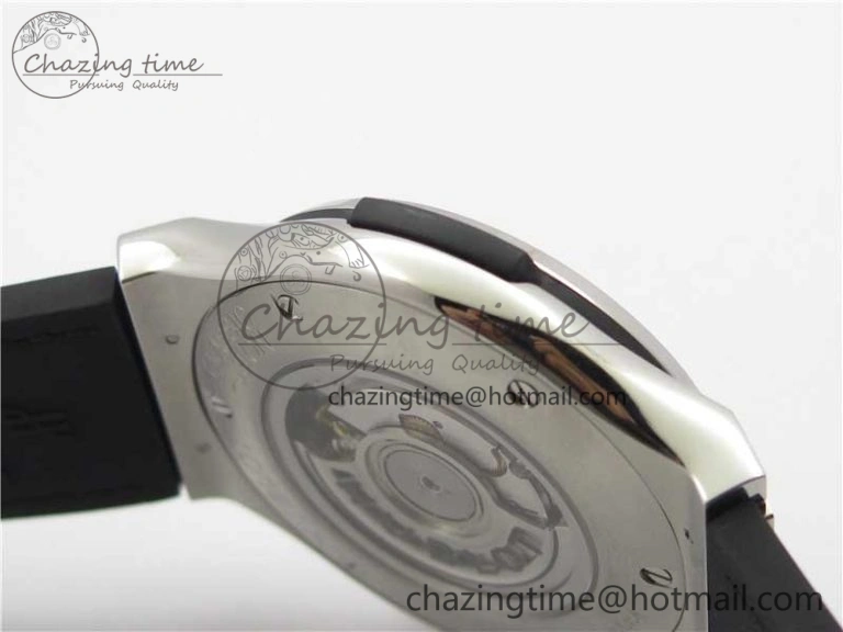 WellDesigned Fusion Automatic SS WWF Best Edition Diamonds Case Diamonds Skull Dial on Black Leather Strap HB 6827