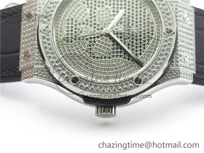WellDesigned Fusion Automatic SS WWF Best Edition Diamonds Case Diamonds Skull Dial on Black Leather Strap HB 6827