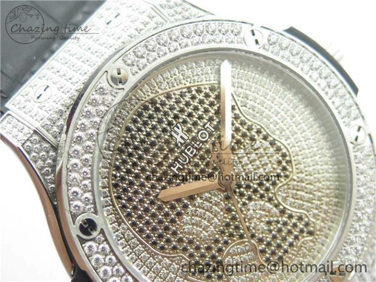 Fusion Automatic SS WWF Best Edition Diamonds Case Diamonds Skull Dial on Black Leather Strap HB Snug 6823