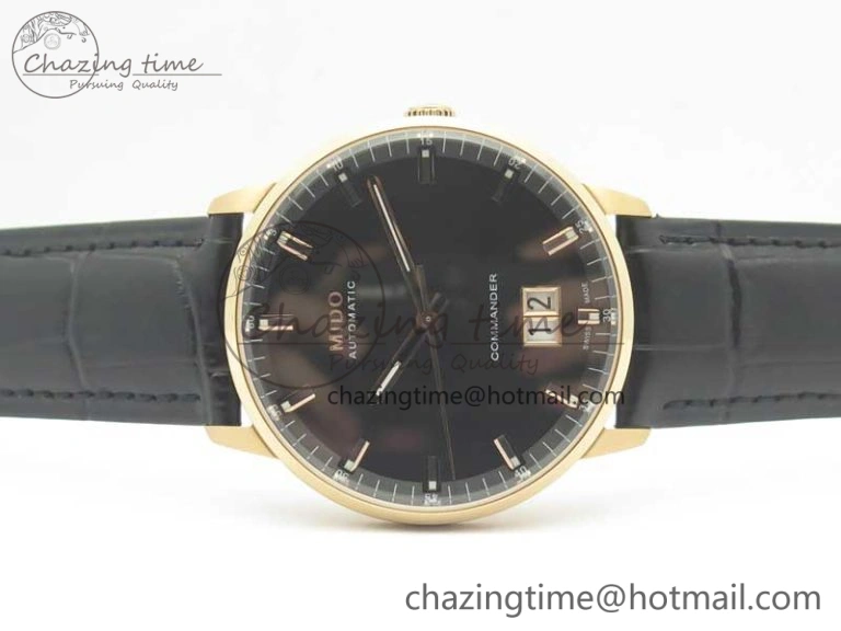 Commander Big Date RG OXF Black Dial on Black Leather Strap A Soft 7609