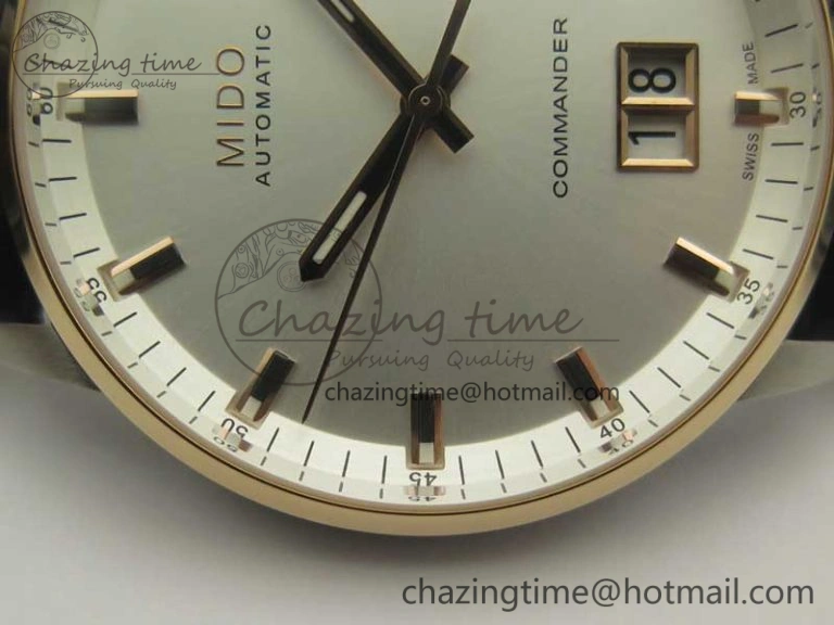 Commander Big Date RG OXF White Dial on Black Leather Strap A Flexible 7607