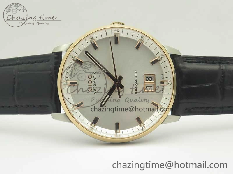 Commander Big Date RG OXF White Dial on Black Leather Strap A Flexible 7607
