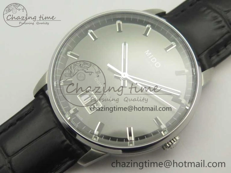 Commander Big Date SS OXF Gray Dial on Black Leather Strap A Modern 7608
