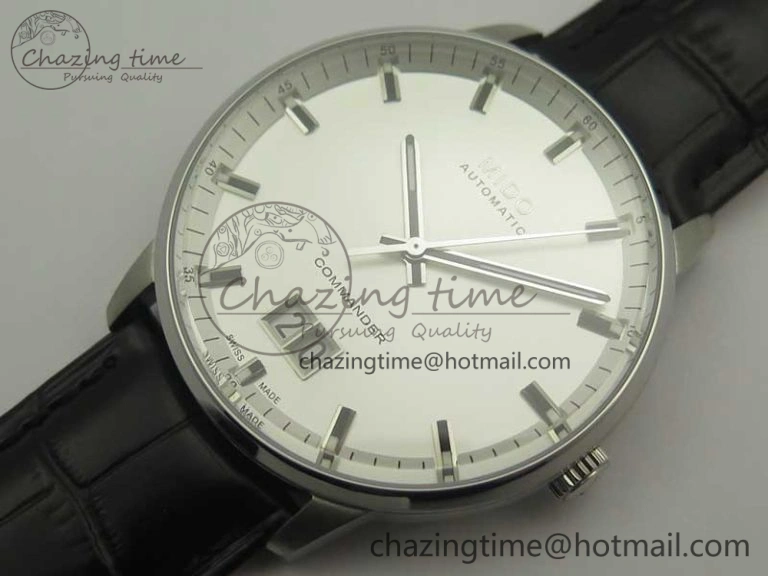 Commander Big Date SS OXF White Dial on Black Leather Strap A Soft 7610