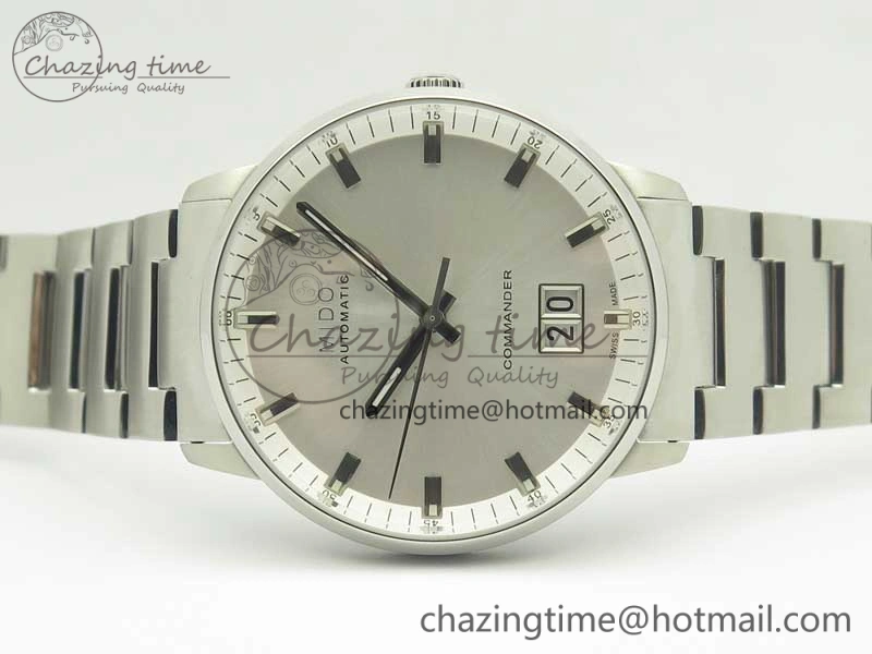 Functional Commander Big Date SS OXF White Dial on SS Bracelet A 7606