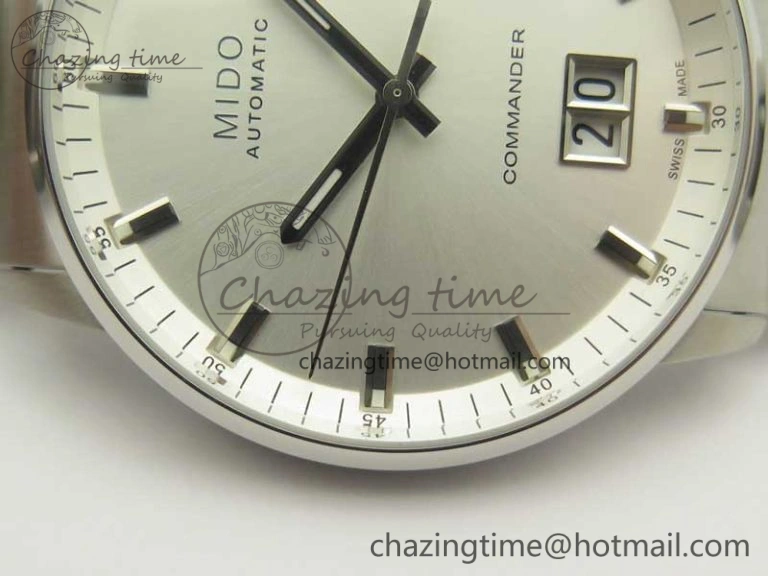 Functional Commander Big Date SS OXF White Dial on SS Bracelet A 7606