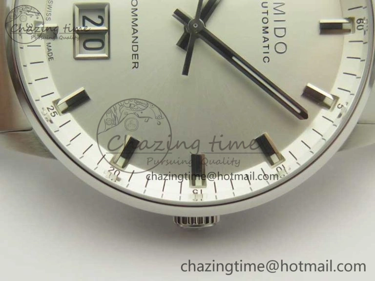 Functional Commander Big Date SS OXF White Dial on SS Bracelet A 7606