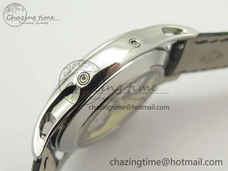Complications Series Moonphase SS KMF Blue Dial On Black Leather Strap Cal. TravelReady 8999