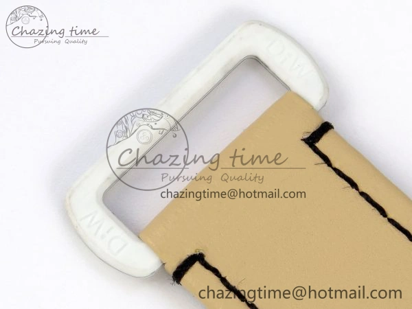 DAYTONA DIW WHITE CARBON CASE YG BEZEL NOOB BEST EDITION BEIGE DIAL ON BEIGE NYLON STRAP SA SmoothTexture 1830
