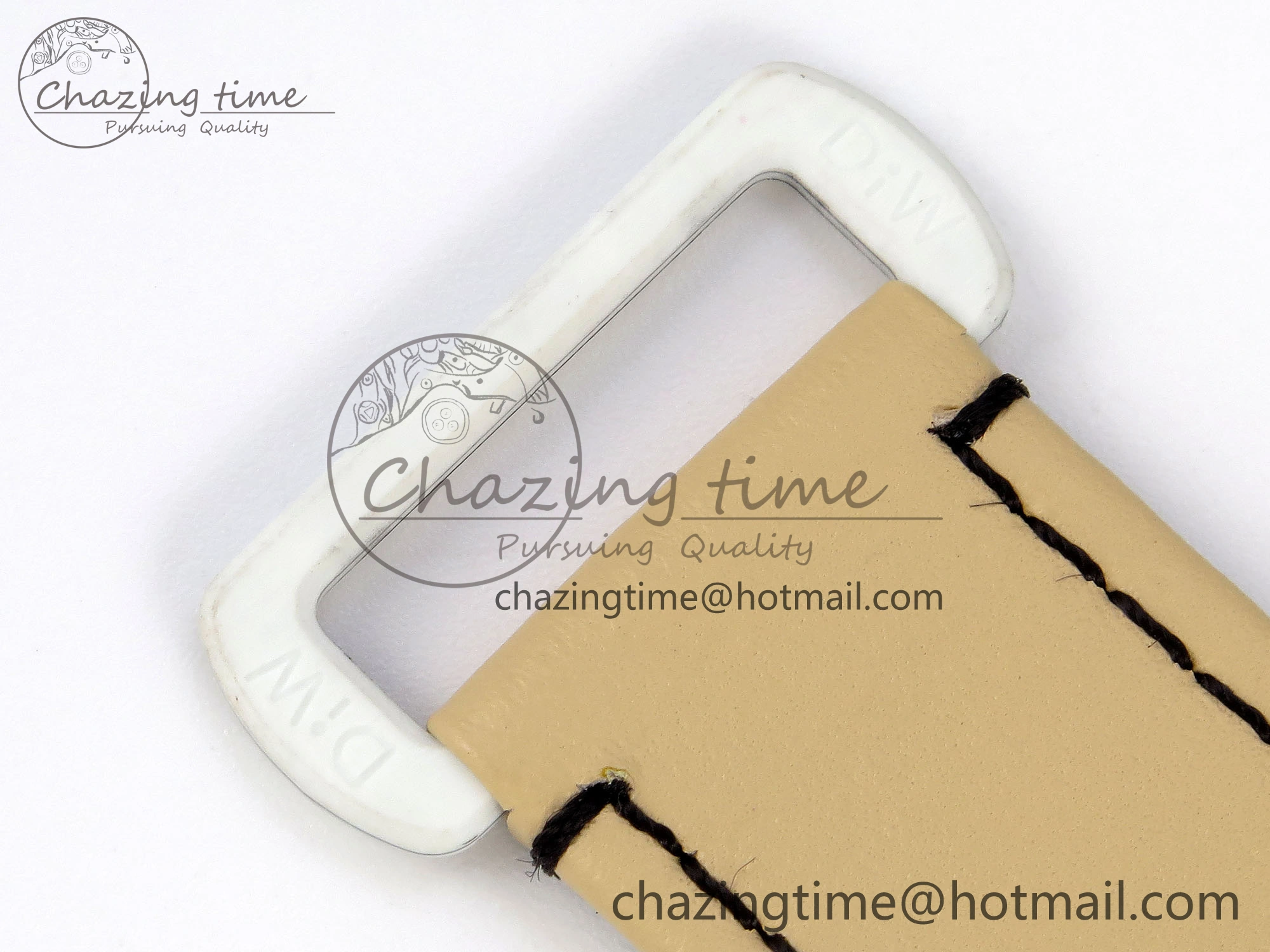 DAYTONA DIW WHITE CARBON CASE YG BEZEL NOOB BEST EDITION BEIGE DIAL ON BEIGE NYLON STRAP SA SmoothTexture 1830
