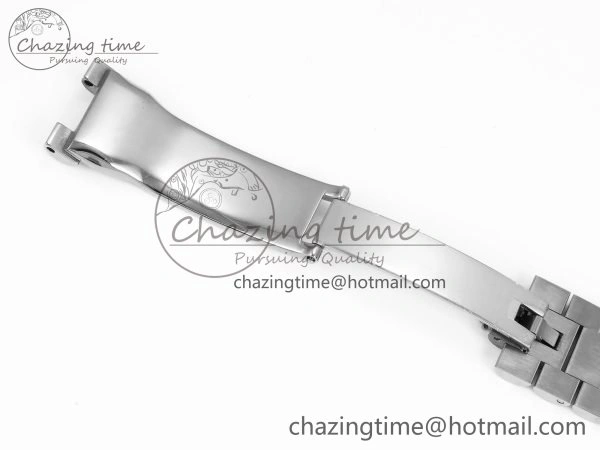 Day Date 36 SS TWSF Best Edition Blue Roman Diamonds Dial Diamonds Bezel on SS Bracelet A Minimalist 1600
