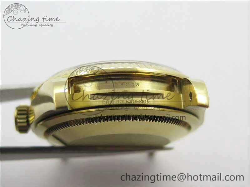 Day-Date 36 YG 128239 Bp Maker Best Edition Green Dial Crystral Markers on YG President Bracelet Minimalist 3133