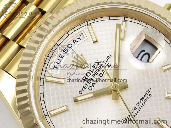 Day Date 40 YG JDF Gain Weight 904L Steel Silver Textured Stick Dial on President Bracelet VR3255 V Compact 1361