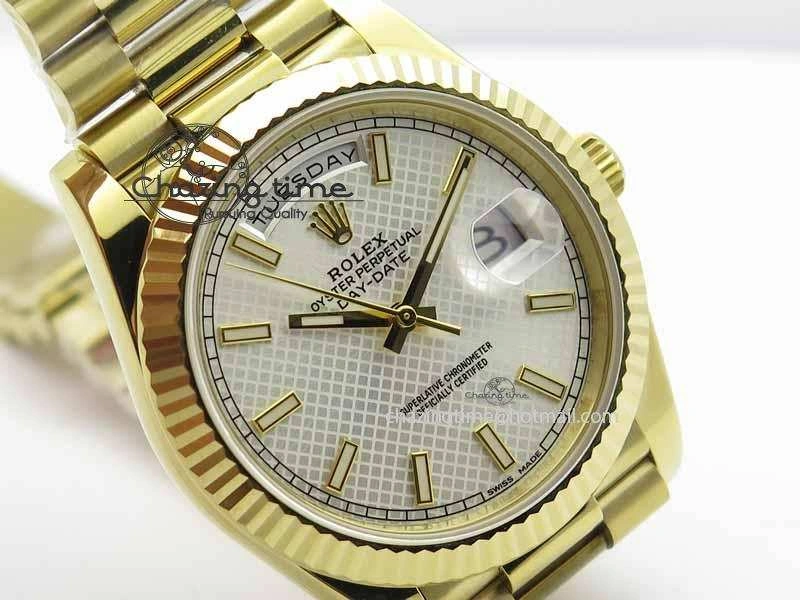 Fashionable Day-Date 40mm 228238 YG Noob 1:1 Best Edition Silver Dial On YG President Bracelet A 3710