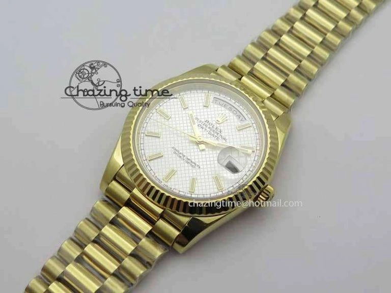 Fashionable Day-Date 40mm 228238 YG Noob 1:1 Best Edition Silver Dial On YG President Bracelet A 3710