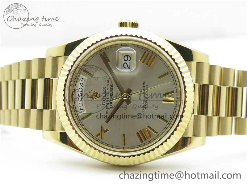 SmoothTexture Day-Date 40mm 228239 BP New Dial Version 904 YG Silver Roman Markers Dial on SS President Bracelet A 2806